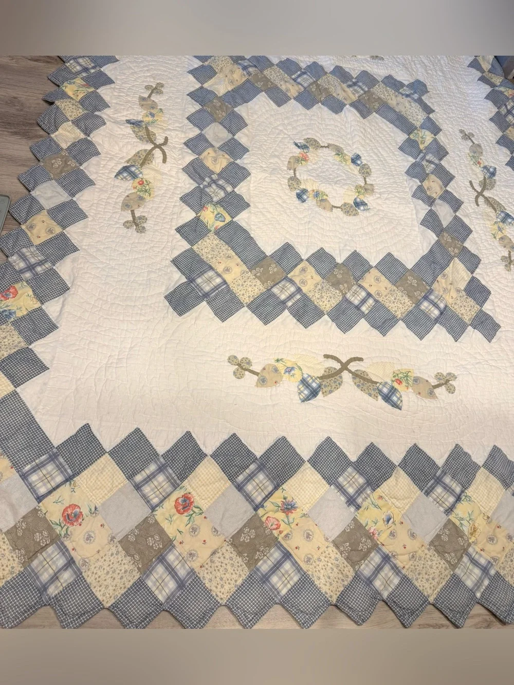 Vintage Twin Size Shabby Chic Quilt Florals Checks Matching Sham